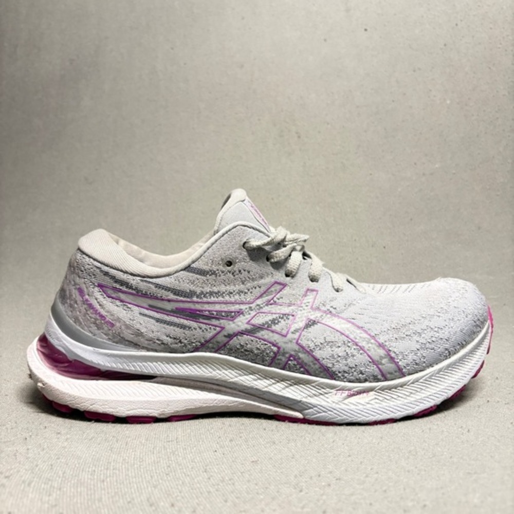 ASICS‎ GEL KAYANO 29 in Gray Size  9.5 Athletic Sneakers